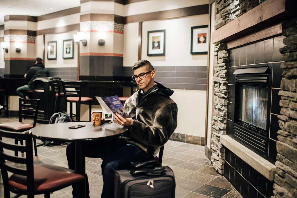 The Frobisher Inn Iqaluit Restoran gambar