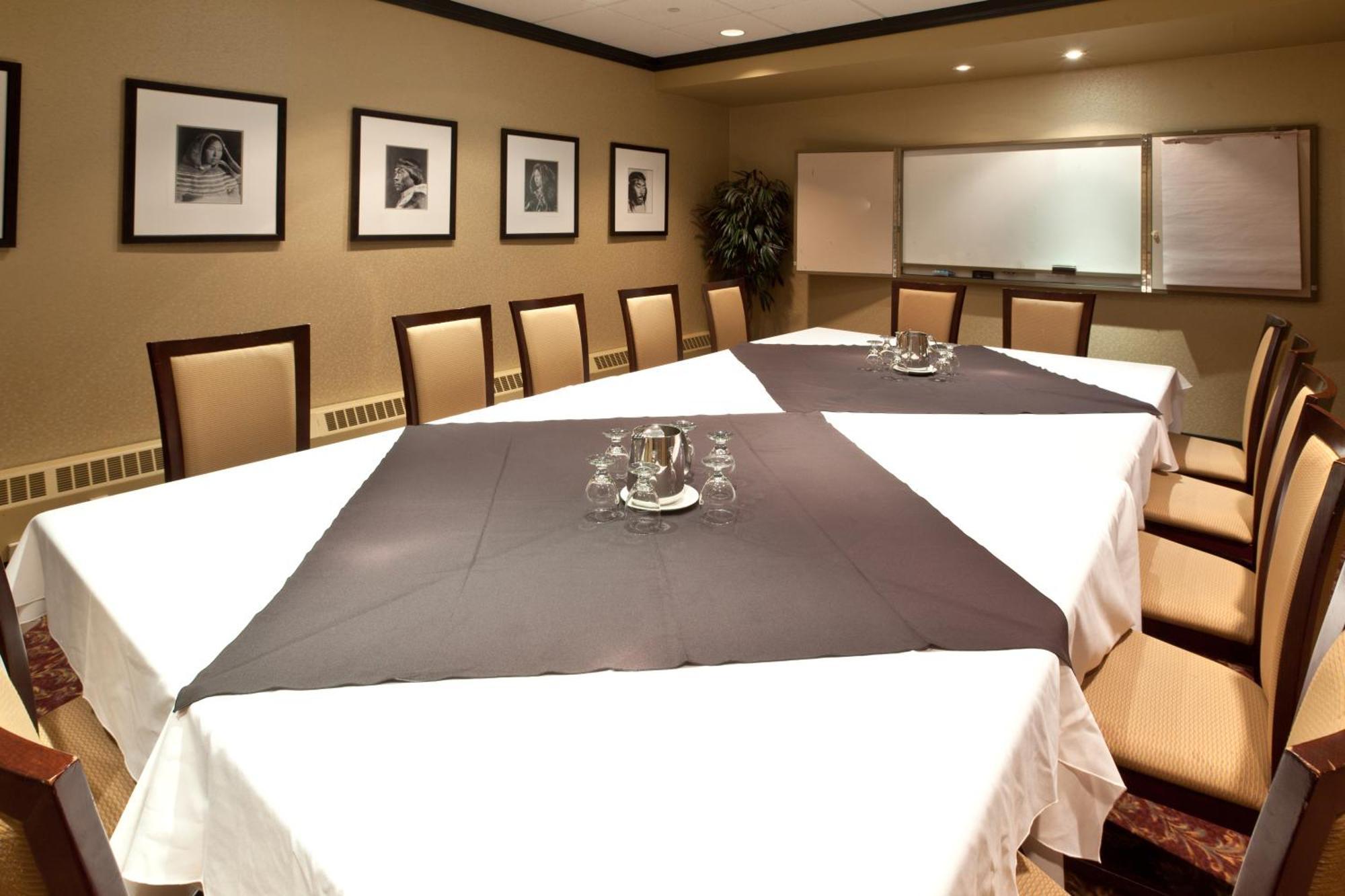 The Frobisher Inn Iqaluit Luaran gambar